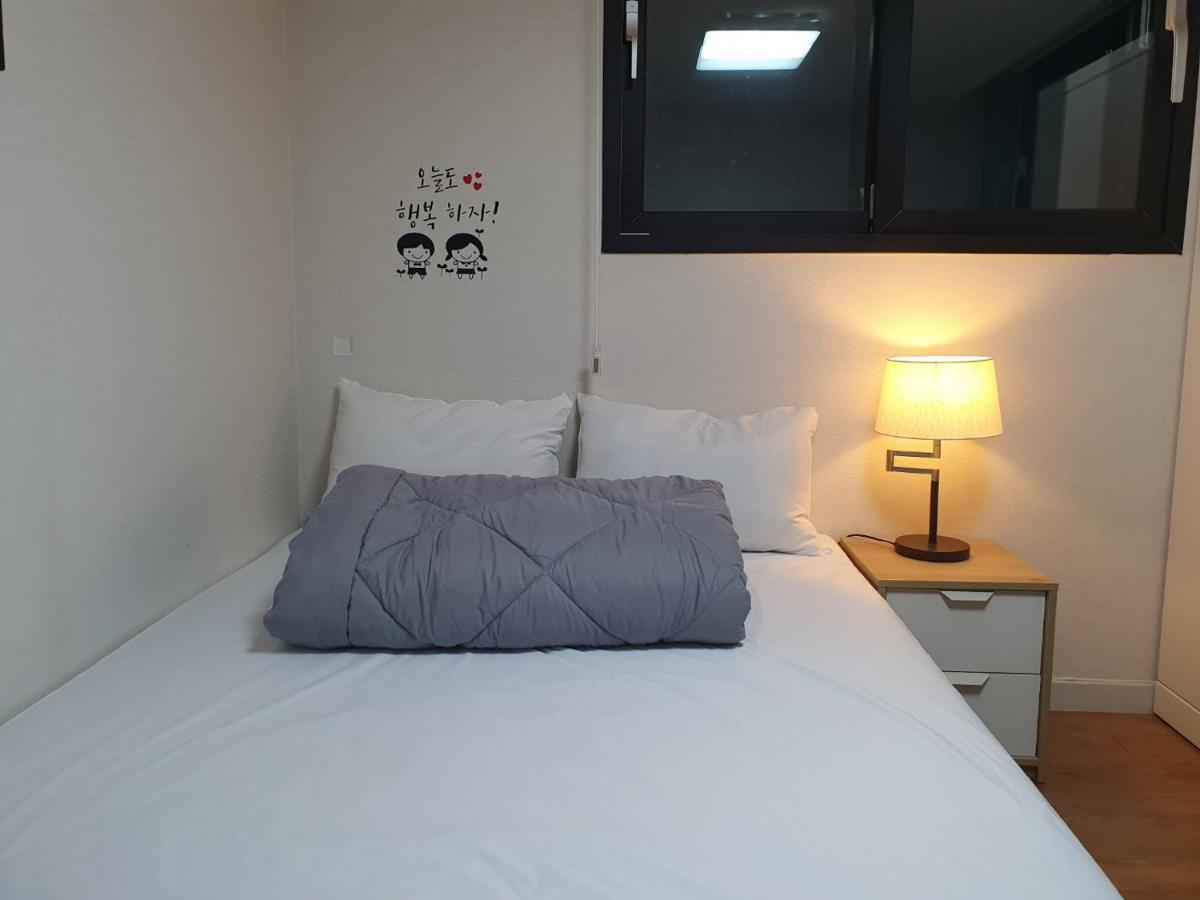 29 Play House Hotel อินชอน ภายนอก รูปภาพ